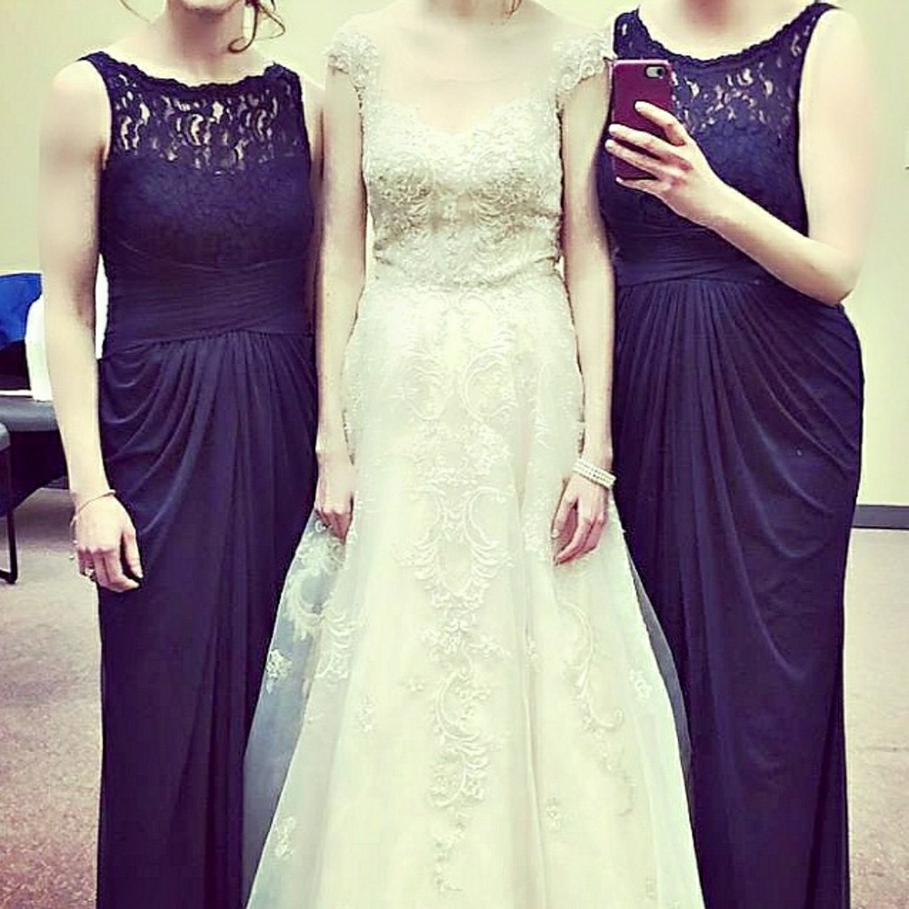 Sleeveless Long Mesh Dress with Corded Lace